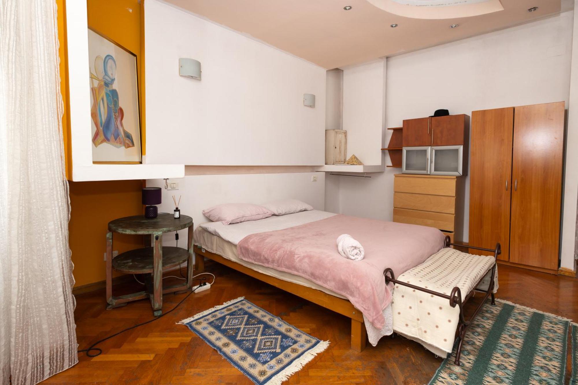 Shared Retro Vintage Luxury Apartment Bucarest Exterior foto