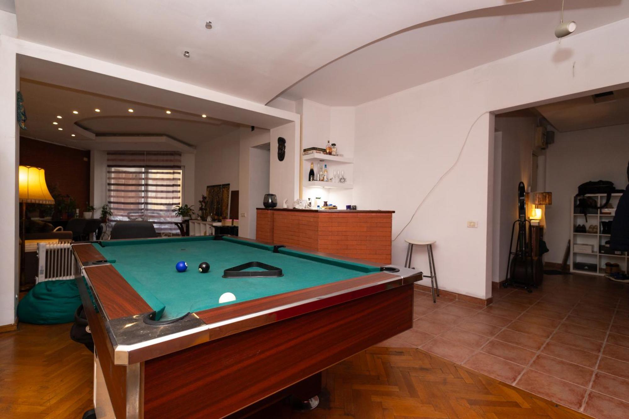 Shared Retro Vintage Luxury Apartment Bucarest Exterior foto