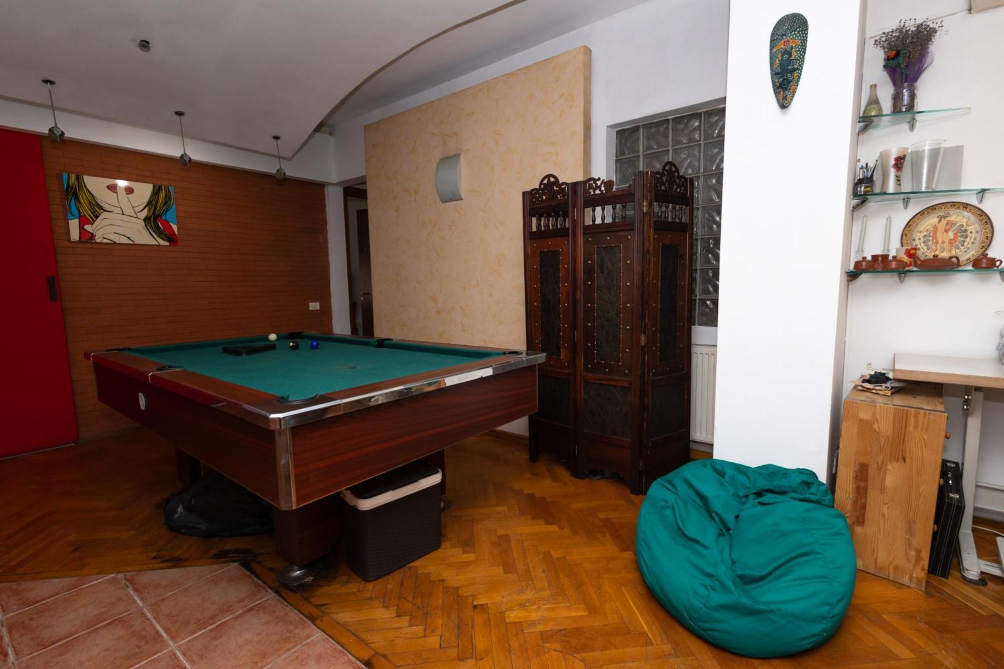 Shared Retro Vintage Luxury Apartment Bucarest Exterior foto